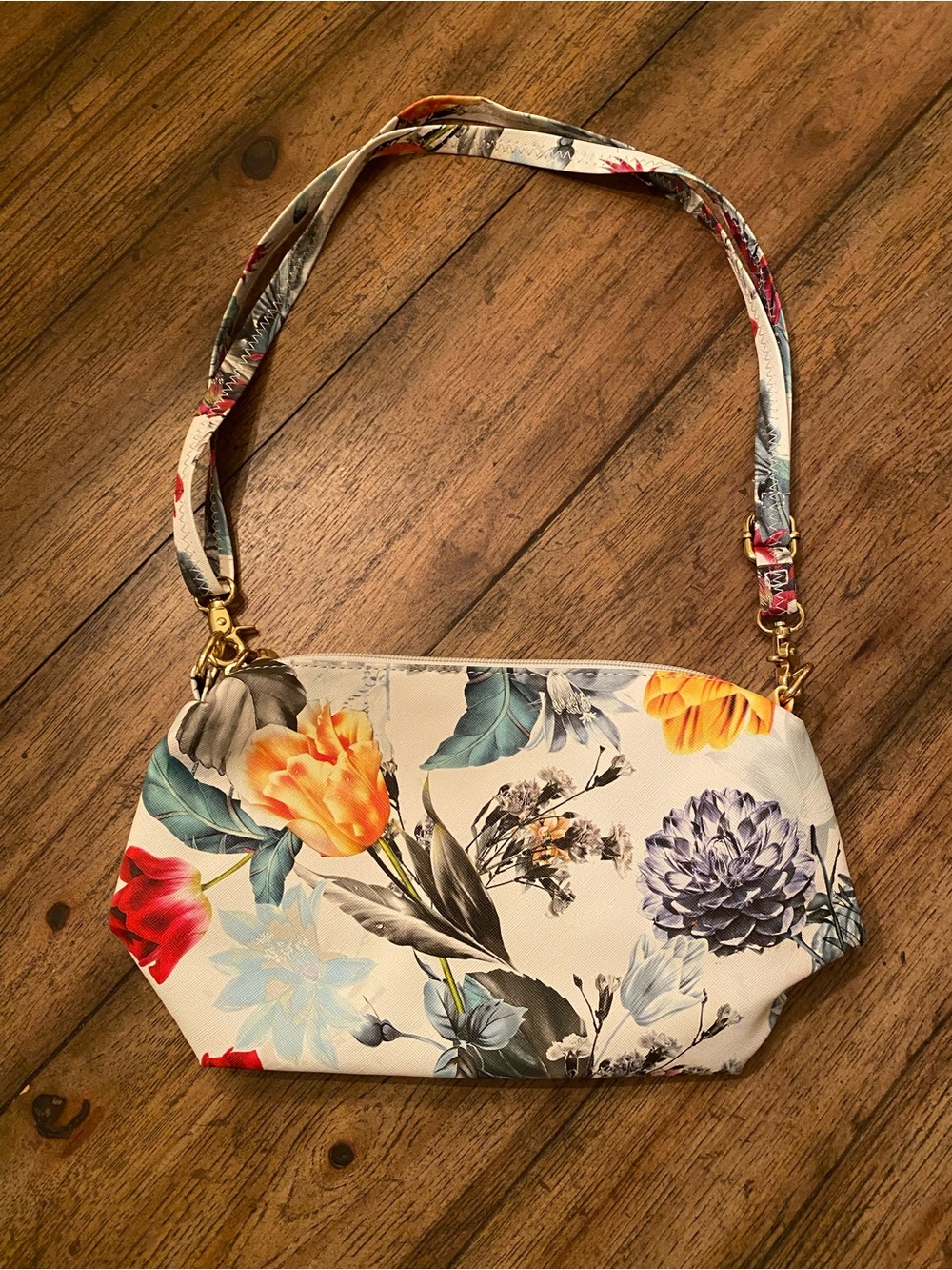 New LightweightFloral Print Emma Fox Crossbody/Shoulder Bag White Multicolor